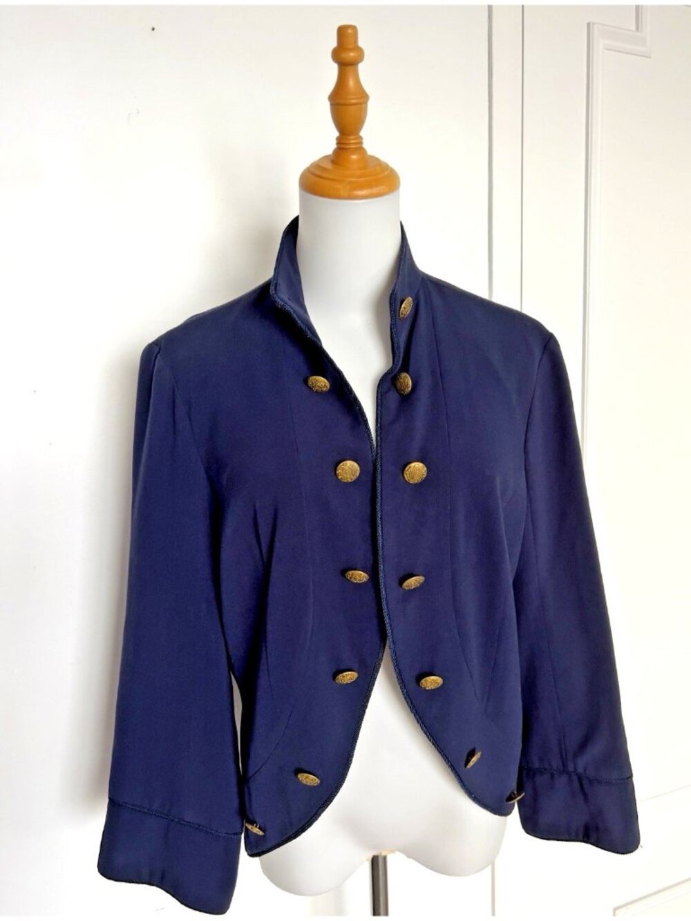 Women’s Sz L Military Style Jacket Royal Coat Arms Lion Gold Buttons Studio JPR